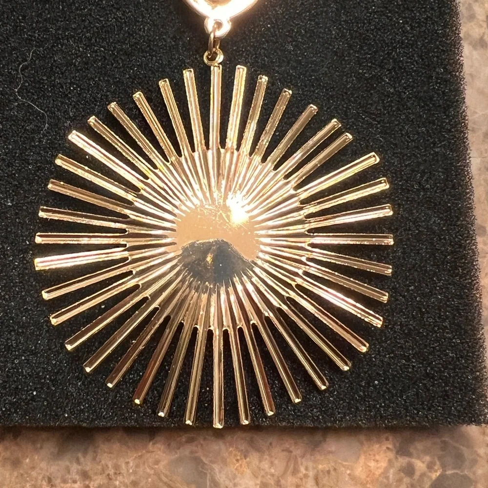 Handmade Gold Sunburst Button Earrings - Picture 3 of 3